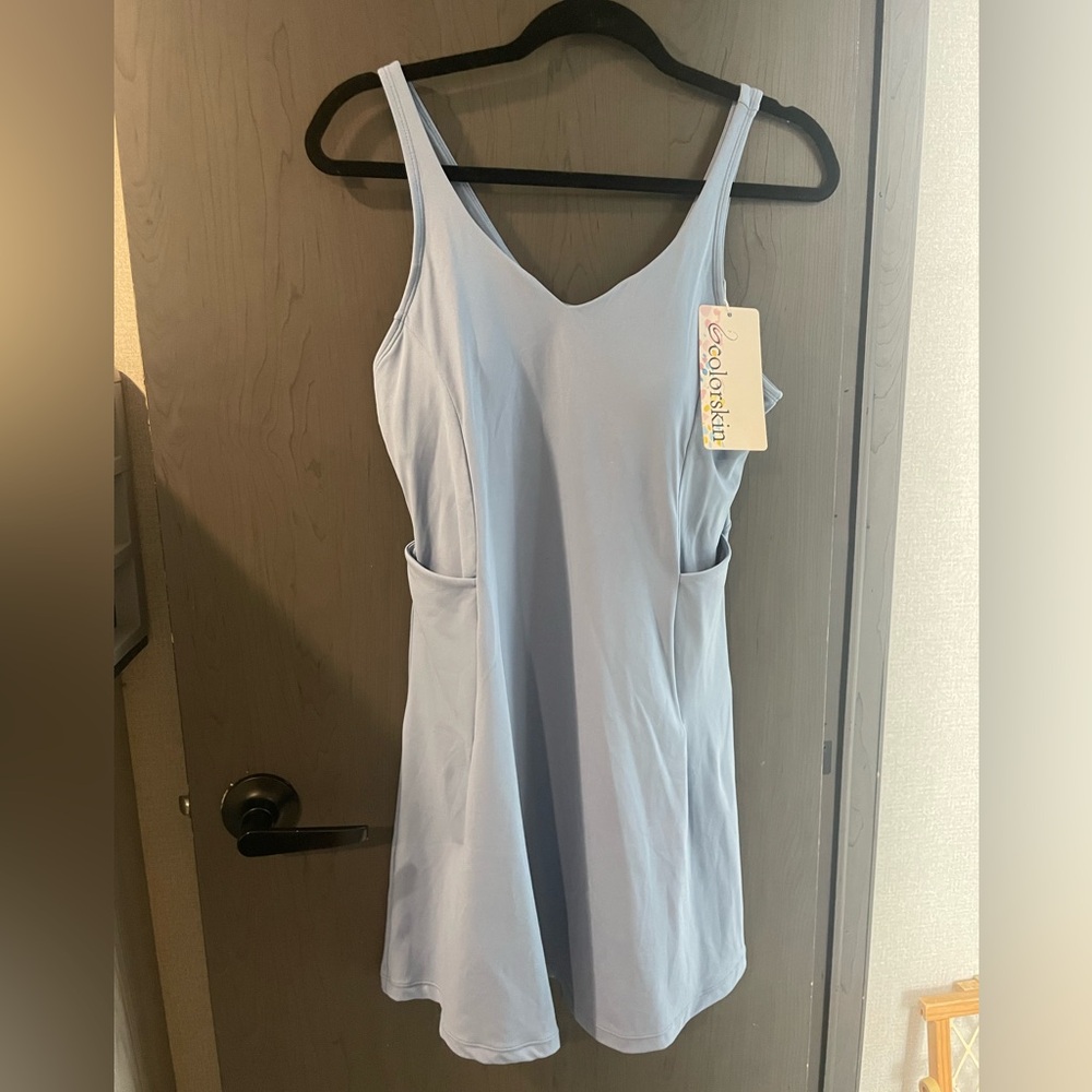 Color skin active dress